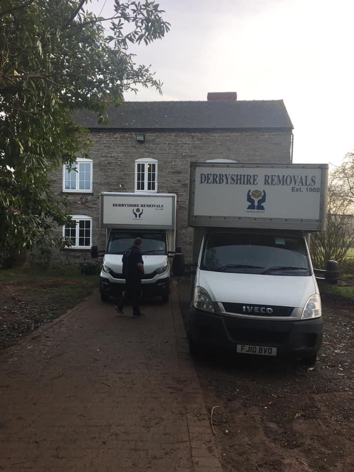Removals Chesterfield moving team